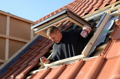 Pose de fenêtres de toit Velux à Bosville